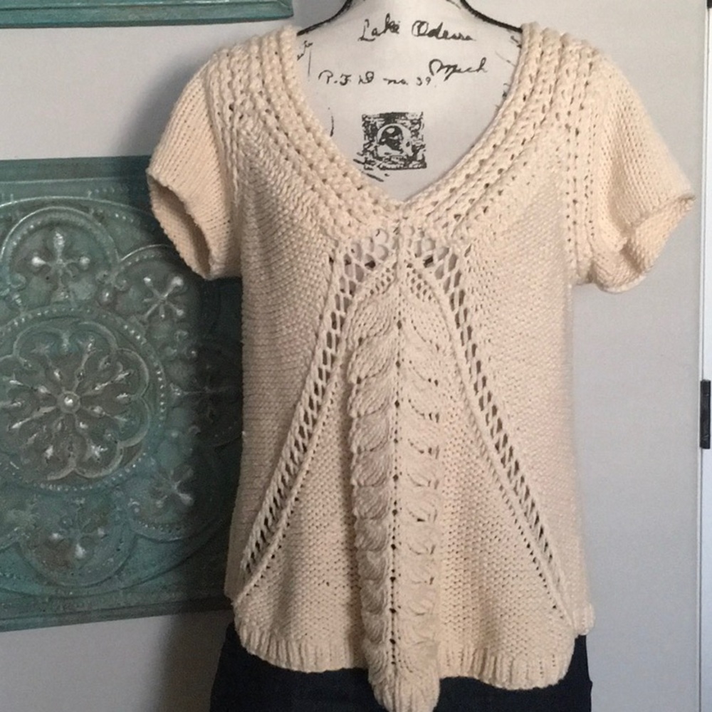 Banana Republic Short Sleeve Sweater